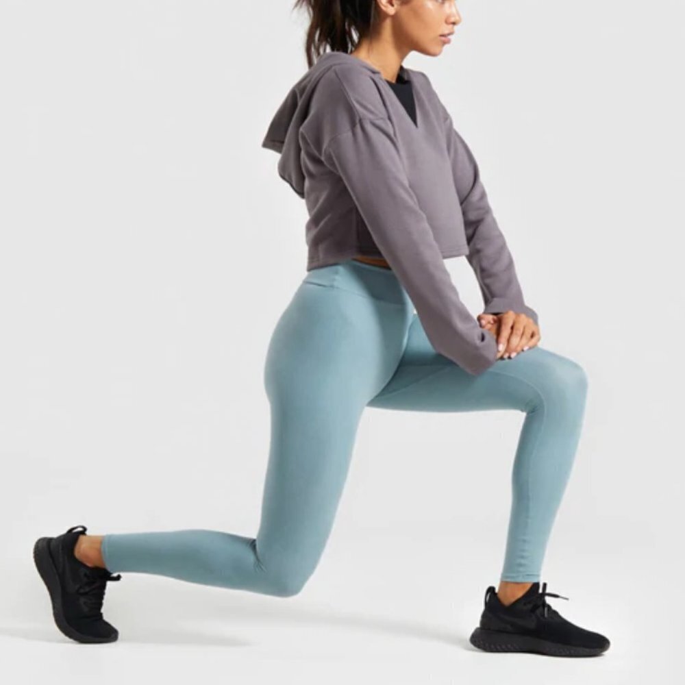 Gymshark Solo Cropped Hoodie Slate Lavender Athleisure Sweatshirt Sz S - Picture 3 of 13